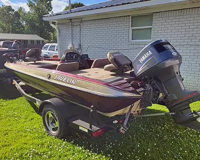 Yamaha motor and the trailer